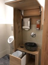 008-Hotel-WC
